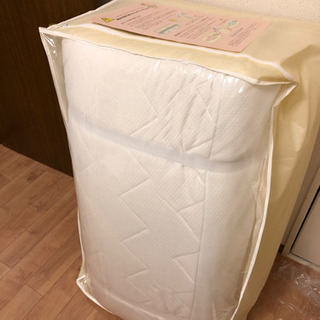 ほぼ新品 雲のやすらぎプレミアム シングルの画像