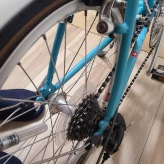 再投稿BRUNO ミニベロ 自転車＋自転車スタンド【美品】の画像