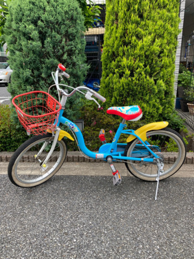 子供用自動車　キッズ　ディズニー　18インチ