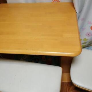 ダイニングテーブル