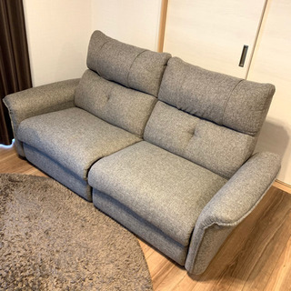 【取引中】【ニトリ】3人用電動布張りリクライニングソファ(ピュー...