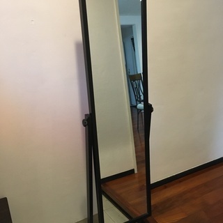 全身ミラーの画像