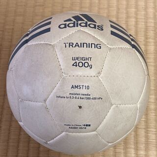 サッカーボールのセット（SIZE５とトレーニング用）の画像