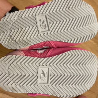 ニューバランス（キッズ）試し履きのみの画像