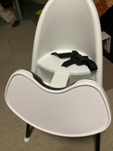 ベビービョルン ハイチェア ハーネス付き（値下げ）