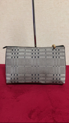 5MKO313  バーバリー クラッチバッグ グレー シンプル