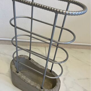 傘立て コンクリート打ちっぱなしのお部屋にピッタリ スチール&コ...