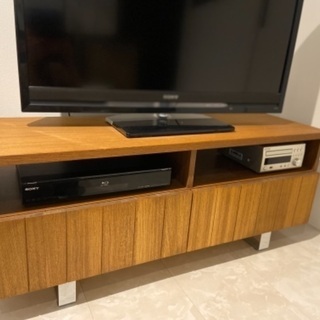 UNICOのテレビ台