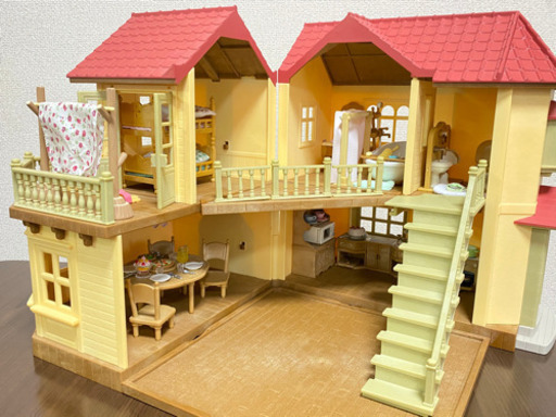 あかりの灯る大きなお家