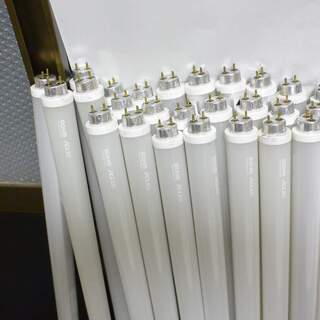 LED蛍光灯 40型　1200㎜長　25本　 無料   引き取り...