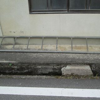 値引きします！スチール梯子　８段