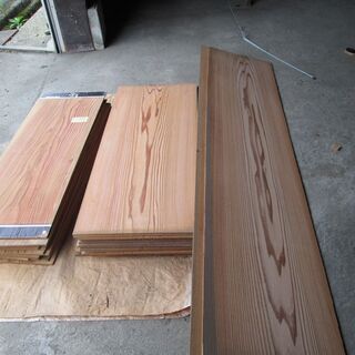 材木（秋田杉板）の画像