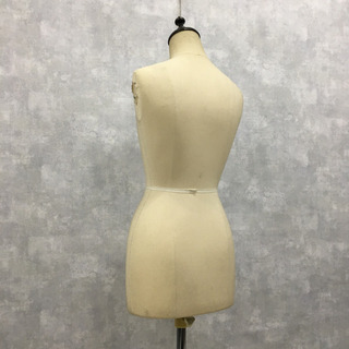 中古 レディーストルソー 布張り 胸囲80cmの画像