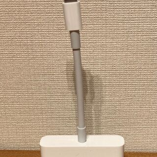純正Ipad/iphone アイパッド/アイフォン　アップル Apple　MD825AM/A [Lightning-VGAアダプタ]の画像