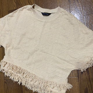 譲　ZARA 半袖ニット　夏ニット　フリンジ　ベージュ　ザラ　H...