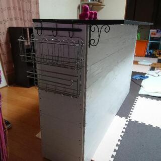 お話中 DIY キッチンカウンター の画像