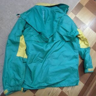 【取引成立】●無料● JUST ONE カッパ 雨具 上下セット 緑系 Lサイズ 差し上げます。＊石川県＊美川より＊期間限定の画像