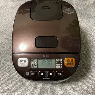 象印　ZOJIRUSHI 豪熱沸とう　炊飯器　3合炊き