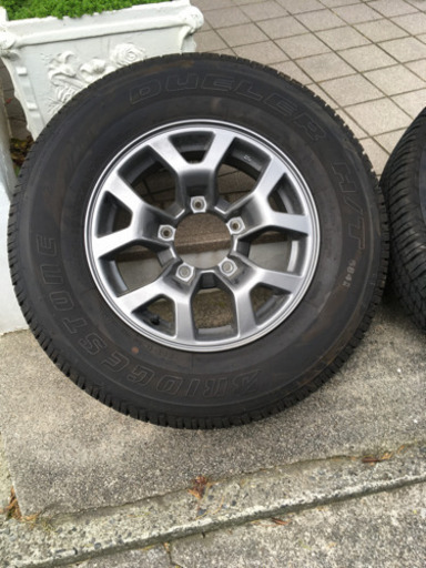 ジムニーシエラ純正タイヤ