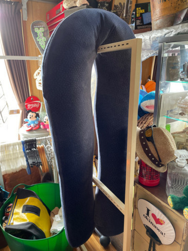 抱き枕無料で早い者勝ちです。