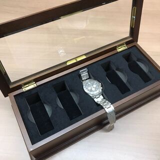 無料！時計ケース　５本収納可能の画像