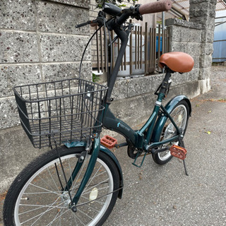 折り畳み自転車の画像