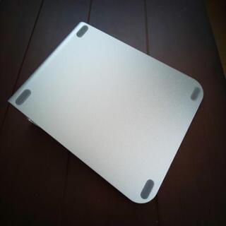 【受け渡し予定者決定済】【沢山のお問い合わせありがとうございました】【あげます】アルミノートパソコンスタンド【USED】の画像