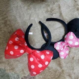 美品★ディズニー　リボンカチューシャ
