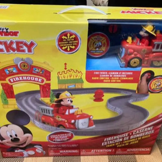 未使用品　３歳からのラジコンカーとトラックセット 【ミッキー】