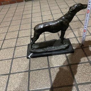 置物(犬)の画像