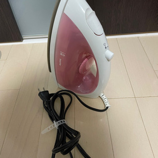 SANYO製　スチームアイロンの画像
