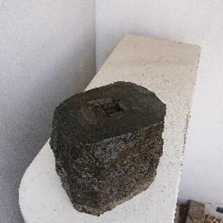 駒石  自然石風