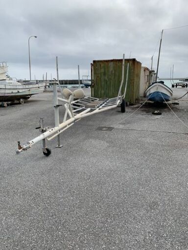 船台　ボートトレーラー