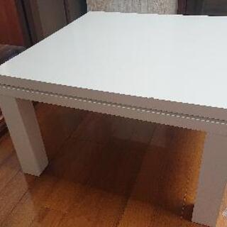 こぶりなコタツ