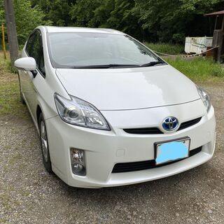 トヨタ プリウス グレードS 中古車
