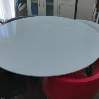 ダイニングテーブルセット(カフェ風)の画像