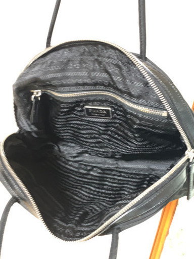 PRADA ブラック ハンドバッグ 美品