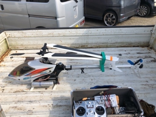 ラジコ、ヘリコプター、