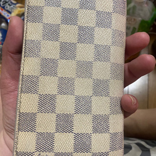 ヴィトン財布即決