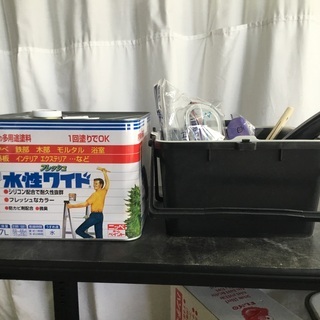 外壁用ペンキ白7Lの画像