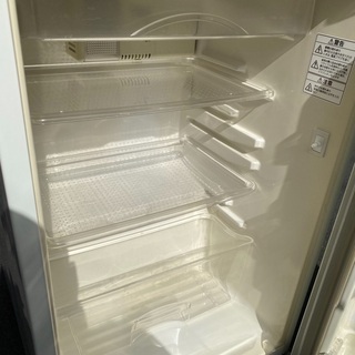 【動作保証有 送料無料】 稀少 深澤直人 デザイン家電 無印良品 MUJI バーハンドル 2ドア冷蔵庫 M-R14D 137L ホワイト 品川区 直接引き取り1000円引きの画像