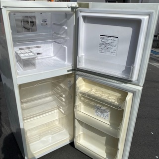 【動作保証有 送料無料】 稀少 深澤直人 デザイン家電 無印良品 MUJI バーハンドル 2ドア冷蔵庫 M-R14D 137L ホワイト 品川区 直接引き取り1000円引きの画像