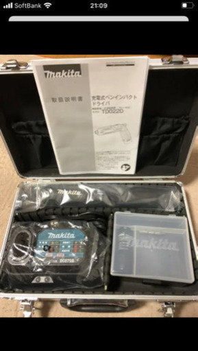 マキタ 充電式ペンインパクトドライバ TD022DSHXB