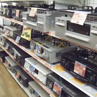 【店頭案内】ハンズクラフト宜野湾店　テレビ、エアコン、コンロ　コーナー【宜野湾市我如古】 - リサイクルショップ