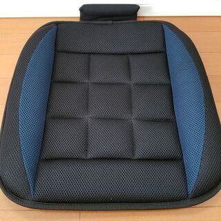 オートバックス　車シートクッション