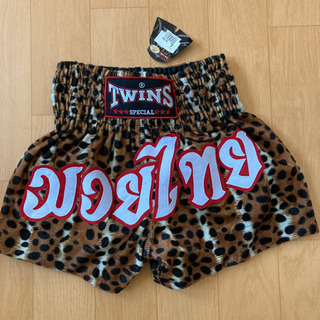 TWINSキックパンツ