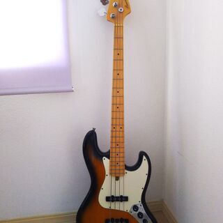 Bacchus（バッカス）ジャズベースBJB-1 サンバースト