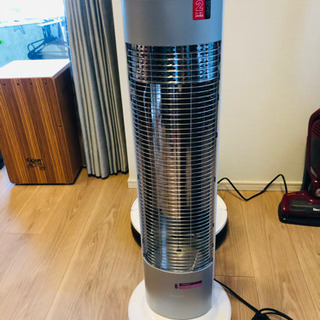 【取りに来ていただける方限定】電気ストーブ：2017年製