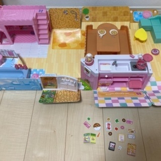 【中古】リカちゃんハウス　おしゃべり♪キッチンゆったりさんの画像
