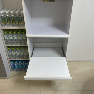 【直接引取限定】キッチンボード　レンジボード　食器棚の画像